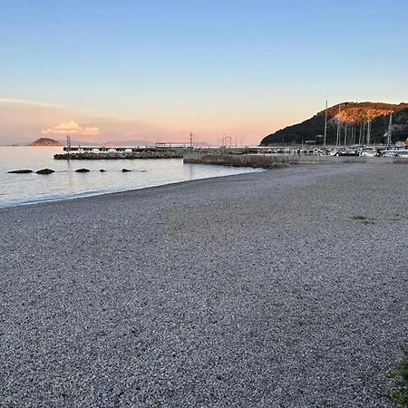 Le Vasche - By The Sea - Cavo