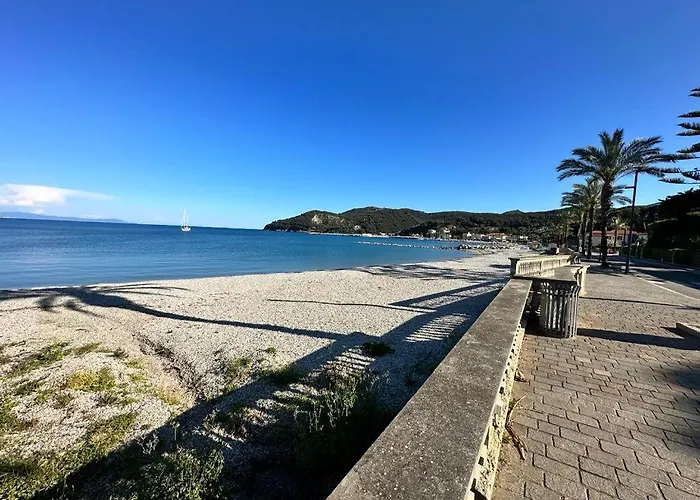 Apartment Le Vasche - By The Sea -